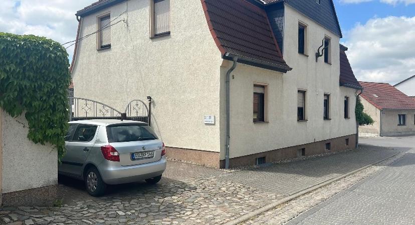 Schoene 2 Raum-Wohnung In Etgersleben Ngoại thất bức ảnh